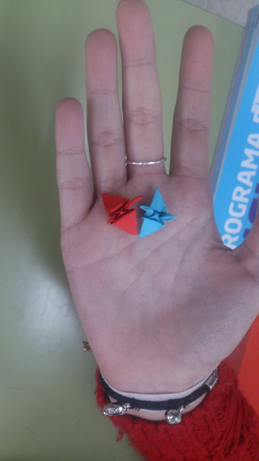 E07523f2 7b32 418c bf7c 7a3c048fb97c