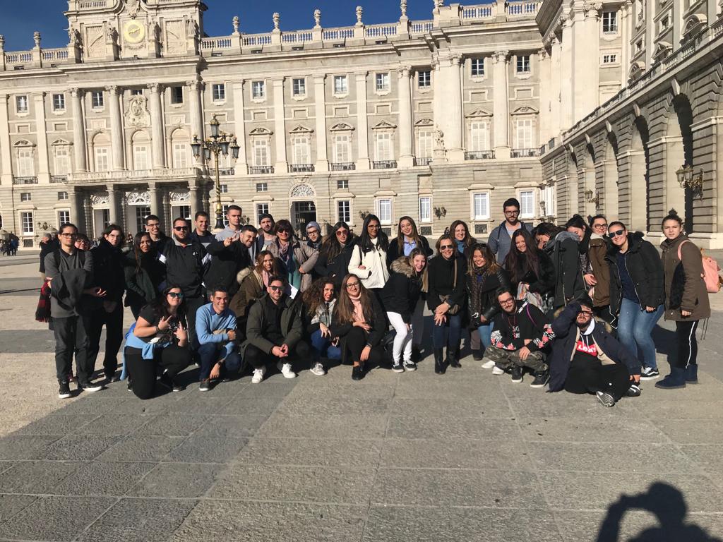 695f1528 6cfb 425b a403 36c70fcdae35