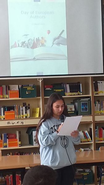 PHOTO 2023 03 27 19 54 27