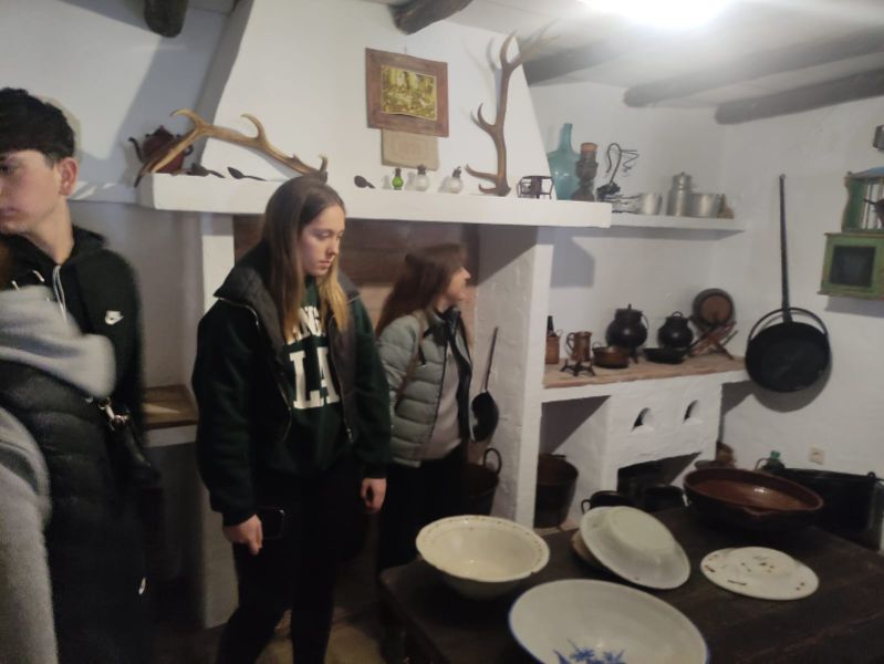 Ef31d7fa 71c6 4c7a a976 ce121d17a878