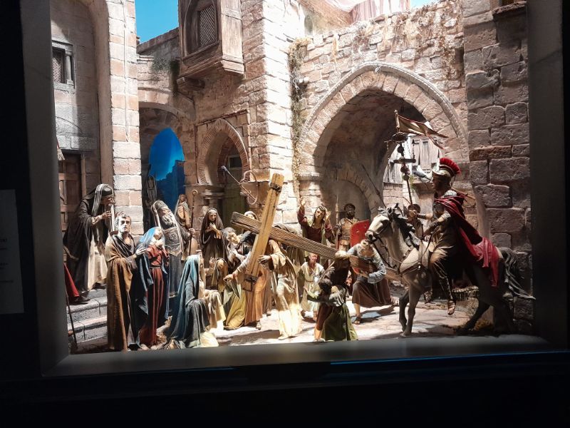 9f8a24f6 5dd9 458a a128 ced6b2ed5fa0